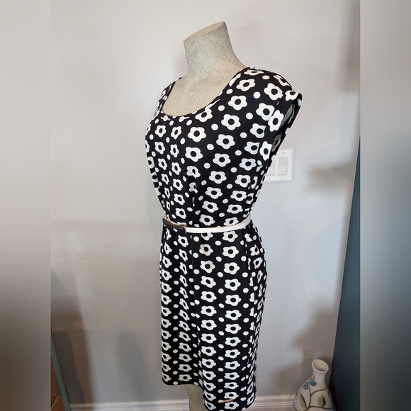 Black and White Floral Belted Dress By Coco and Tashi Size XL- 12 - Picture 4 of 15
